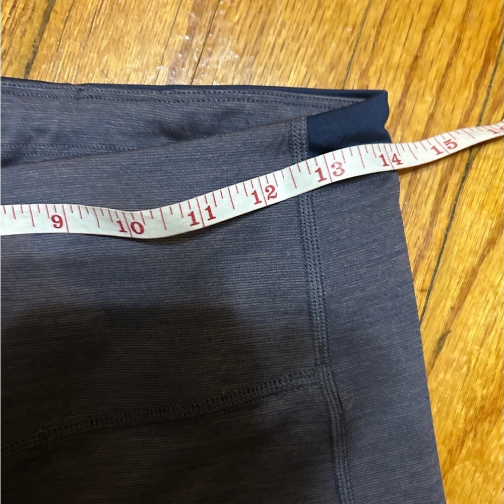 Athleta Ultimate Stash Pocket 7/8 Leggings Blue Activewear Size Medium - Picture 6 of 10
